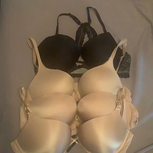 Victoria’s Secret bra lot—push-up 38B 38C